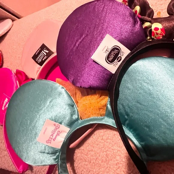 Authentic Minnie Mouse ears